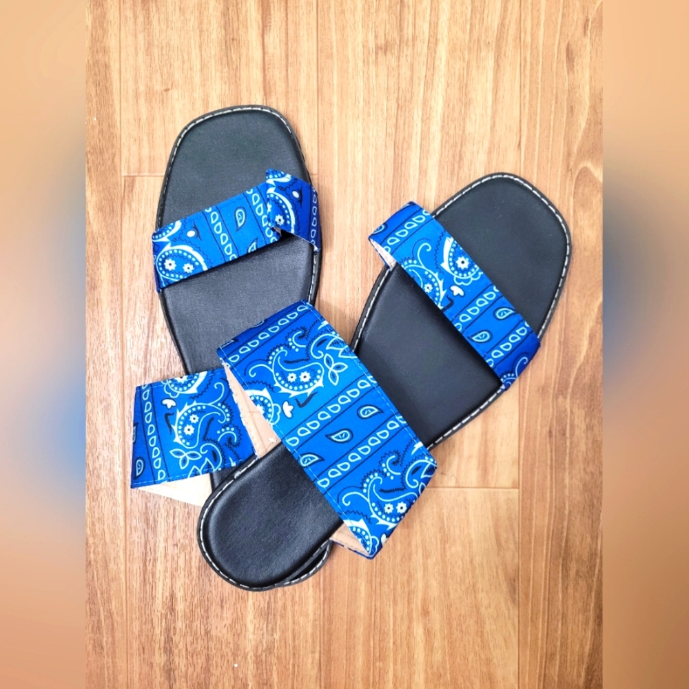 Sandals - Picture 5 of 7